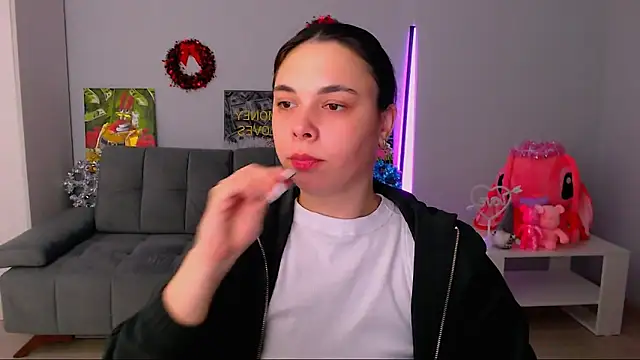 queenofthesense  online show from November 27, 2025, 12:49 pm