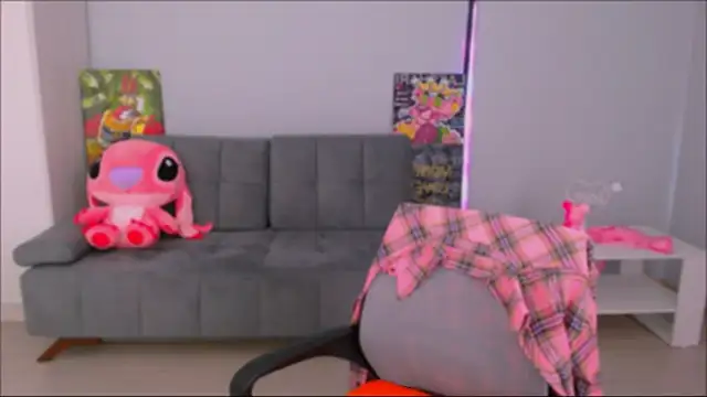 queenofthesense  online show from September 9, 2025, 10:25 am