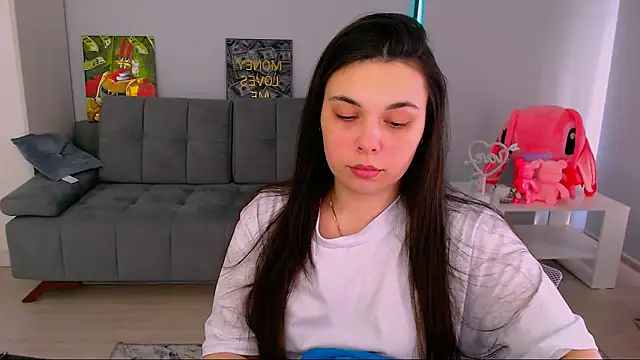 queenofthesense  online show from February 11, 2026, 10:48 am