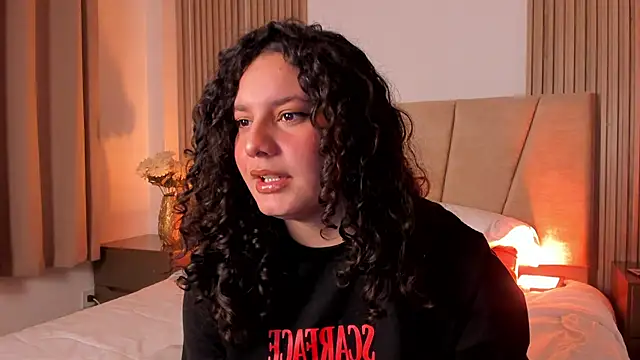 Snapshot of Rachell_Jamess chatting on November 21, 2025, 3:49 am Rachell Jamess online show from November 21, 2025, 3:49 am