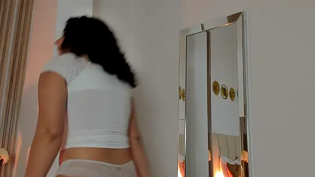 Snapshot of Rachell_Jamess chatting on November 20, 2025, 3:51 am Rachell Jamess online show from November 20, 2025, 3:51 am