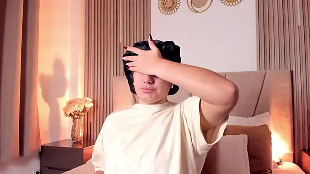 Snapshot of Rachell_Jamess chatting on October 3, 2025, 3:52 am Rachell Jamess online show from October 3, 2025, 3:52 am