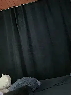 Snapshot of EVAH_LEE_ chatting on May 28, 2026, 3:25 am EVAH LEE online show from May 28, 2026, 3:25 am
