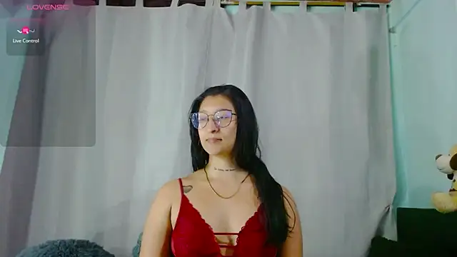 EVAH LEE  online show from February 11, 2026, 6:24 am