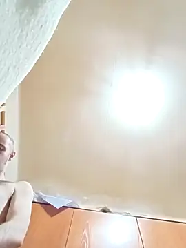 alexpo27 online show from February 17, 2026, 4:43 am