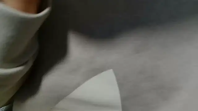 yuu-chan  online show from December 3, 2025, 12:04 pm