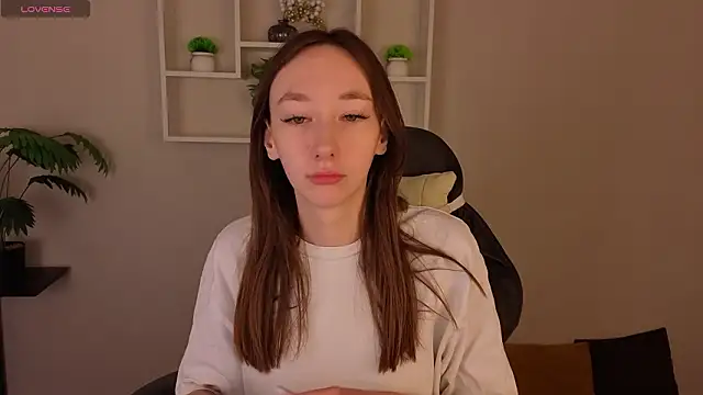 Miche1le Allenne online show from March 8, 2026, 1:00 am