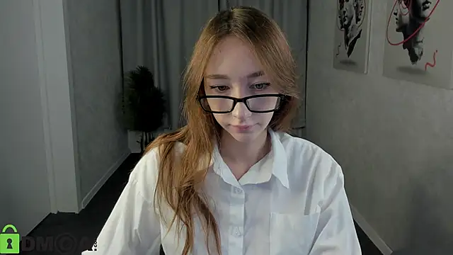 Miche1le Allenne online show from October 3, 2025, 1:09 am