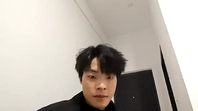 junjun1189 online show from April 18, 2026, 1:24 pm