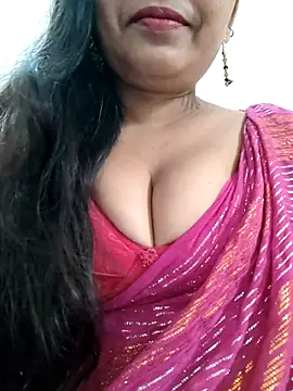 Snapshot of Sofia-ex chatting on November 6, 2025, 7:01 am Sofia-ex online show from November 6, 2025, 7:01 am