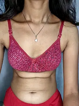 Snapshot of Diyab chatting on November 11, 2025, 5:57 am Diyab online show from November 11, 2025, 5:57 am