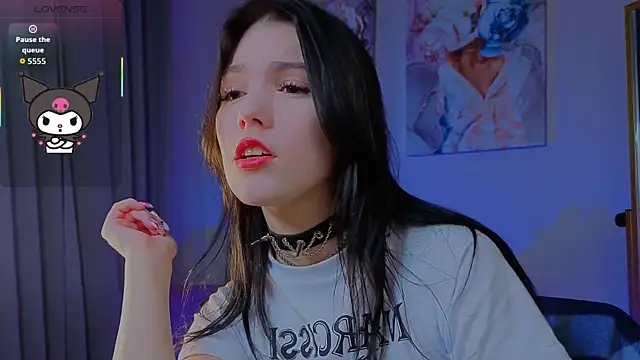 Sophie SkyAngel online show from November 12, 2025, 8:56 pm