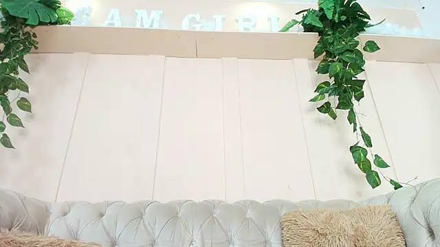 lorena rubio online show from October 12, 2025, 12:06 pm