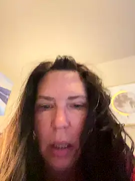 petalsexy online show from October 7, 2025, 3:46 pm