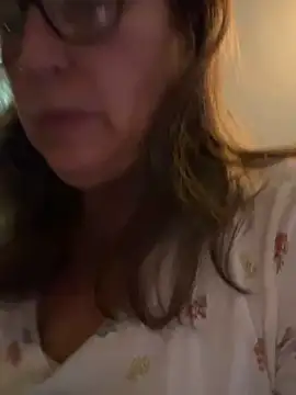 petalsexy online show from October 2, 2025, 6:22 pm