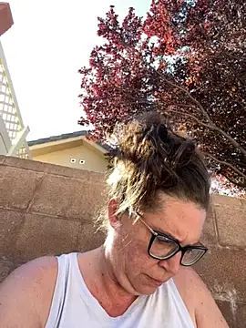 petalsexy online show from September 29, 2025, 5:18 pm