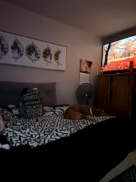 petalsexy online show from September 24, 2025, 11:32 pm