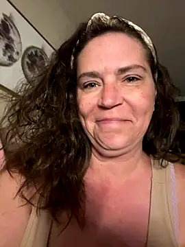 petalsexy online show from September 17, 2025, 4:09 pm