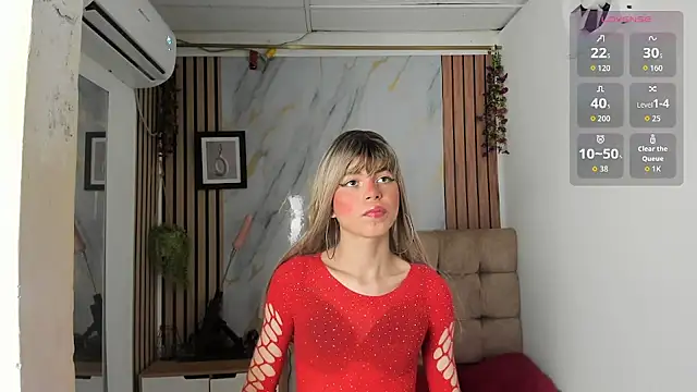 Vanessa Jenner online show from May 3, 2026, 7:50 pm