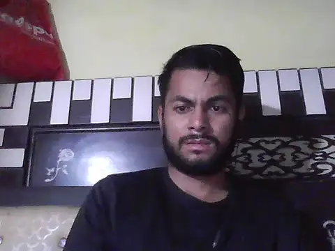 ursdreamperson online show from October 16, 2025, 5:49 am