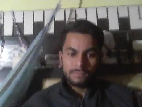 ursdreamperson online show from November 11, 2025, 3:23 am