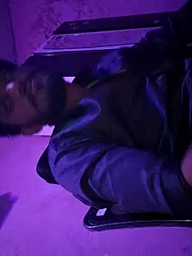 krishjaat43 online show from September 27, 2025, 6:14 pm