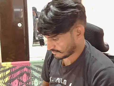 krishjaat43 online show from November 11, 2025, 6:58 pm