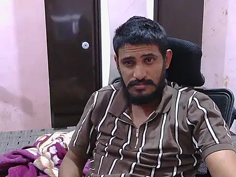 krishjaat43 online show from February 2, 2026, 7:35 pm