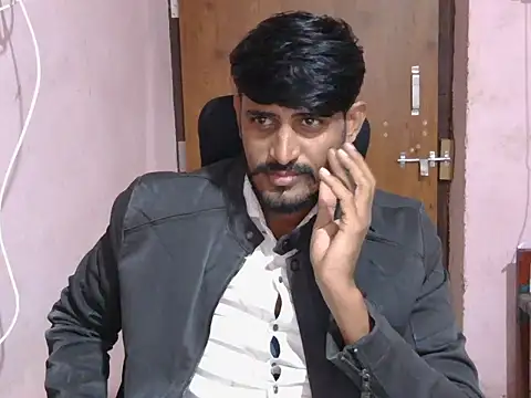 krishjaat43 online show from November 25, 2025, 7:03 pm