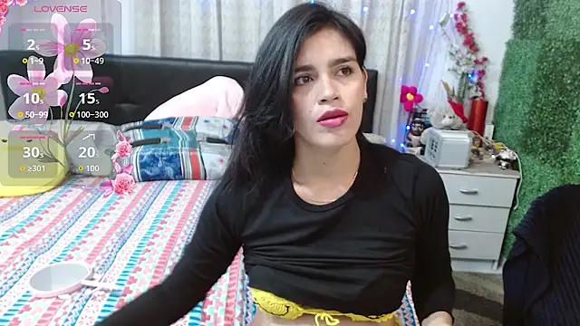 angelly  kate online show from October 16, 2025, 3:37 am