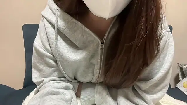 mayu06000 online show from October 22, 2025, 6:18 pm