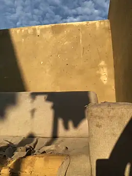 cuminsidebby online show from April 9, 2026, 5:20 am