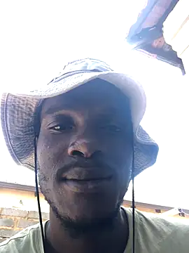 cuminsidebby online show from October 27, 2025, 8:37 am