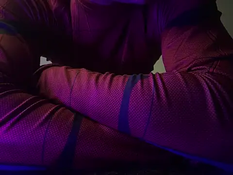 FitNhot sam online show from October 19, 2025, 6:10 pm