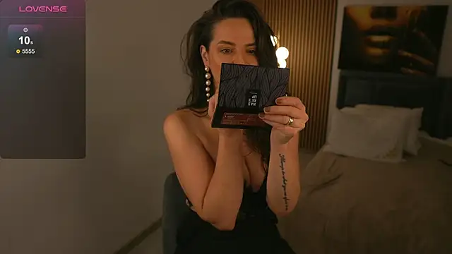 Snapshot of BarbaraXoXoX chatting on October 27, 2025, 5:52 am BarbaraXoXoX online show from October 27, 2025, 5:52 am