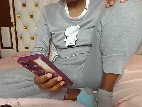 Nodia32 online show from September 24, 2025, 11:32 pm