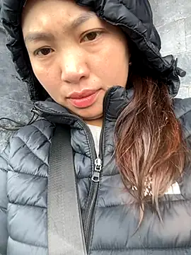 Nhung584 online show from November 2, 2025, 4:06 am