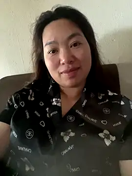 Nhung584 online show from November 8, 2025, 8:18 am