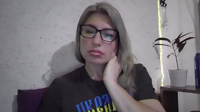 fox red lady7 online show from January 9, 2026, 4:47 pm