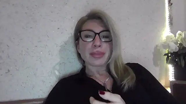 fox red lady7 online show from February 3, 2026, 6:57 pm