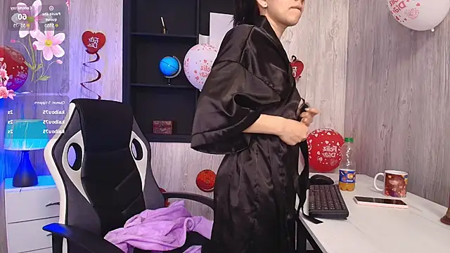 Mia Esposito2 online show from September 12, 2025, 10:15 am