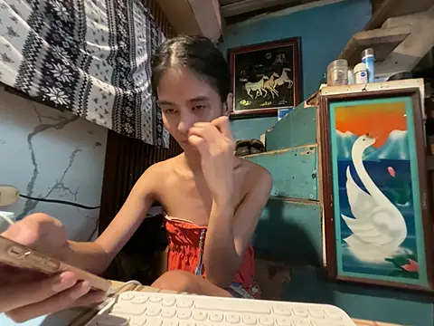 Snapshot of asya_chris chatting on July 20, 2026, 12:51 am asya chris online show from July 20, 2026, 12:51 am