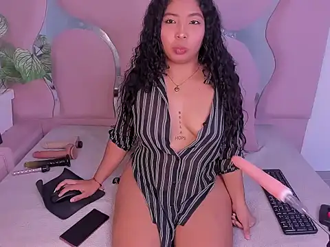 Snapshot of eithanasm chatting on September 9, 2025, 6:12 am eithanasm online show from September 9, 2025, 6:12 am