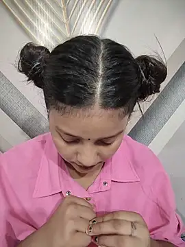 Dipali143143 online show from June 20, 2026, 3:28 pm