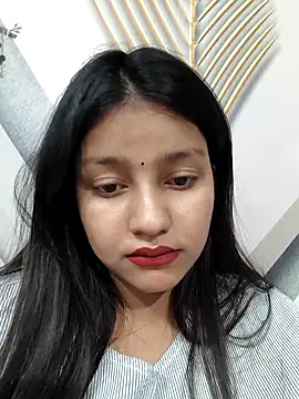 Dipali143143 online show from April 14, 2026, 9:09 pm