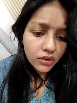 Dipali143143 online show from April 12, 2026, 7:33 am