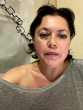 Kiravix online show from September 18, 2025, 7:17 pm