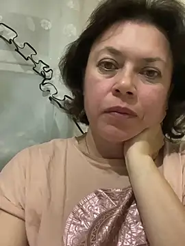 Kiravix online show from October 7, 2025, 7:15 pm