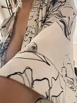 Kiravix online show from March 6, 2026, 8:20 am