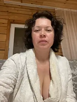 Kiravix online show from March 28, 2026, 8:10 pm